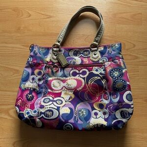 LIMITED EDITION Y2K Coach Poppy Pop C Metallic Graffiti Large Tote Bag